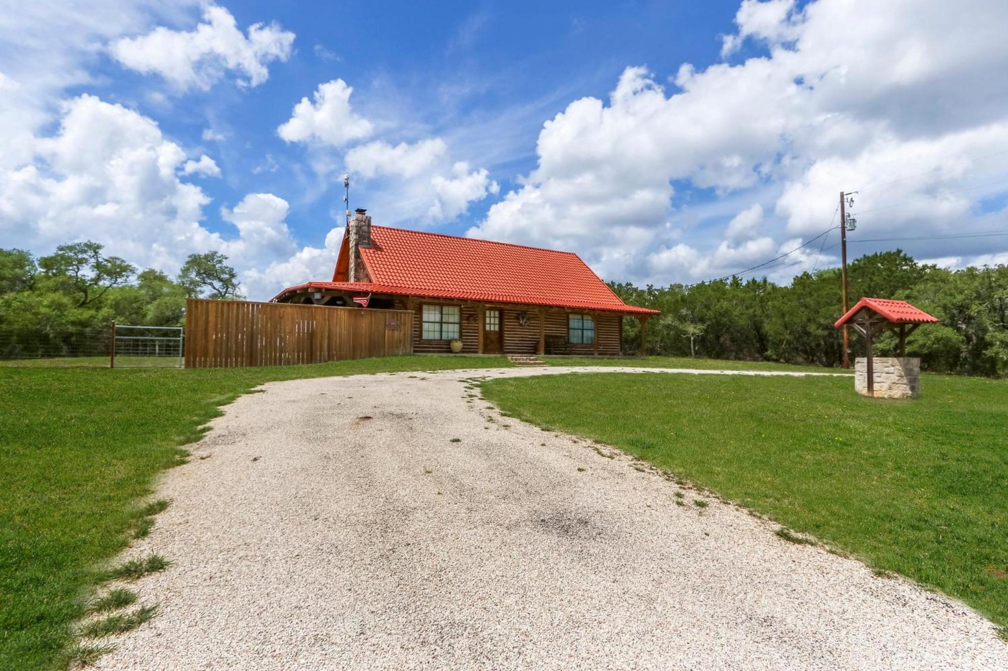 Double D Cottage Mount Gainor Экстерьер фото